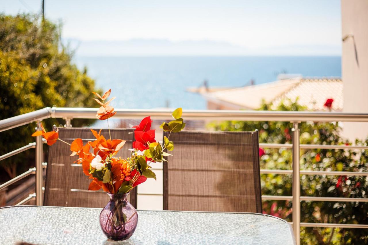 Seaside Getaway - Aelia Villa'S Dreamy Paradise Petalídhion Exteriör bild